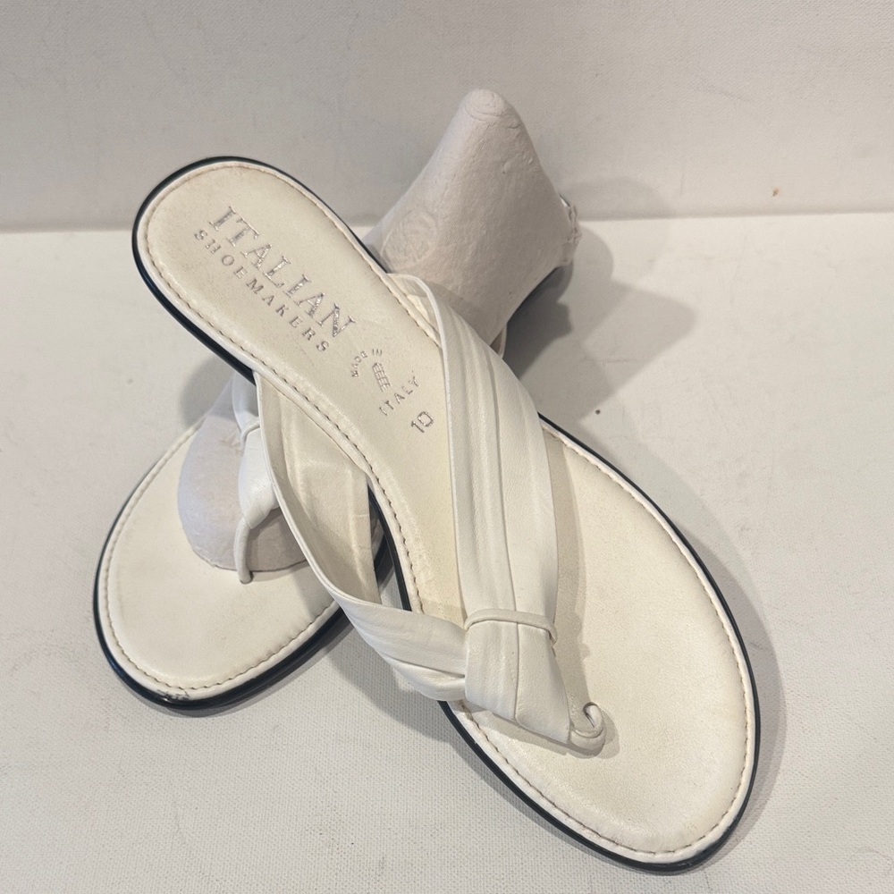 Italian Shoemakers Women's Off white Sandals